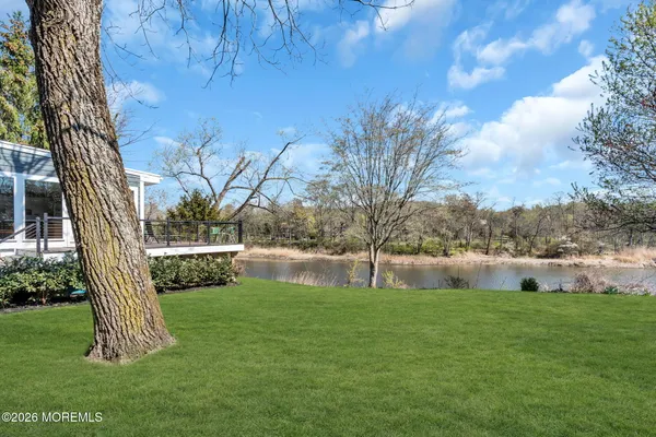 $1,200,000 | 531 Locust Point Road, Rumson, NJ 07760