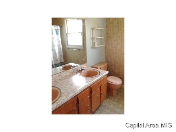 209 Whitefield Road Springfield, IL 62702 - Photo 8 of 9 Gallery Image 8