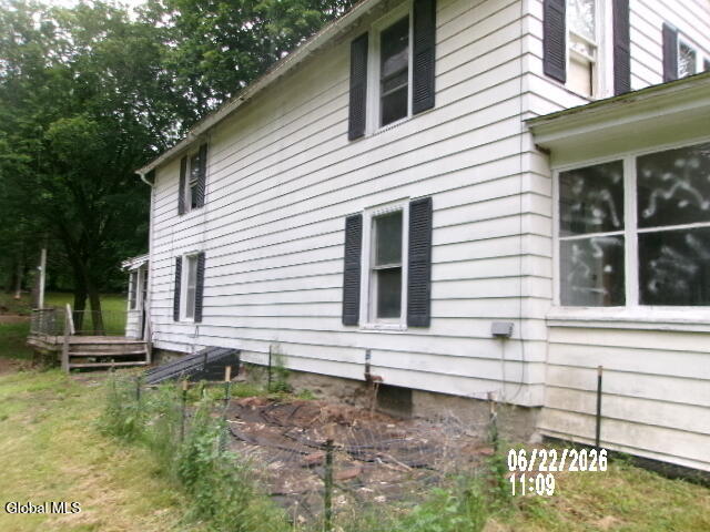 291 Eagle Bridge Road Hoosick, NY 12057 - Photo 3 of 32 753_2002