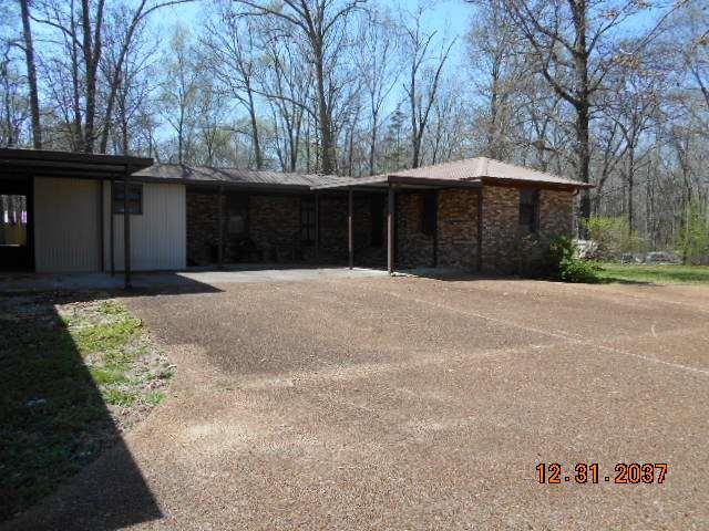 600 Murfreesboro Street Murfreesboro, TN 37127 - Photo 2 of 27 a front view of a house with a yard and garage