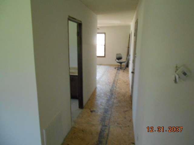 600 Murfreesboro Street Murfreesboro, TN 37127 - Photo 25 of 27 a bathroom with a glass door shower