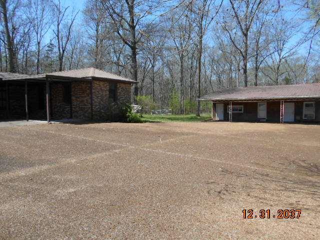 600 Murfreesboro Street Murfreesboro, TN 37127 - Photo 3 of 27 a front view of house with yard and trees