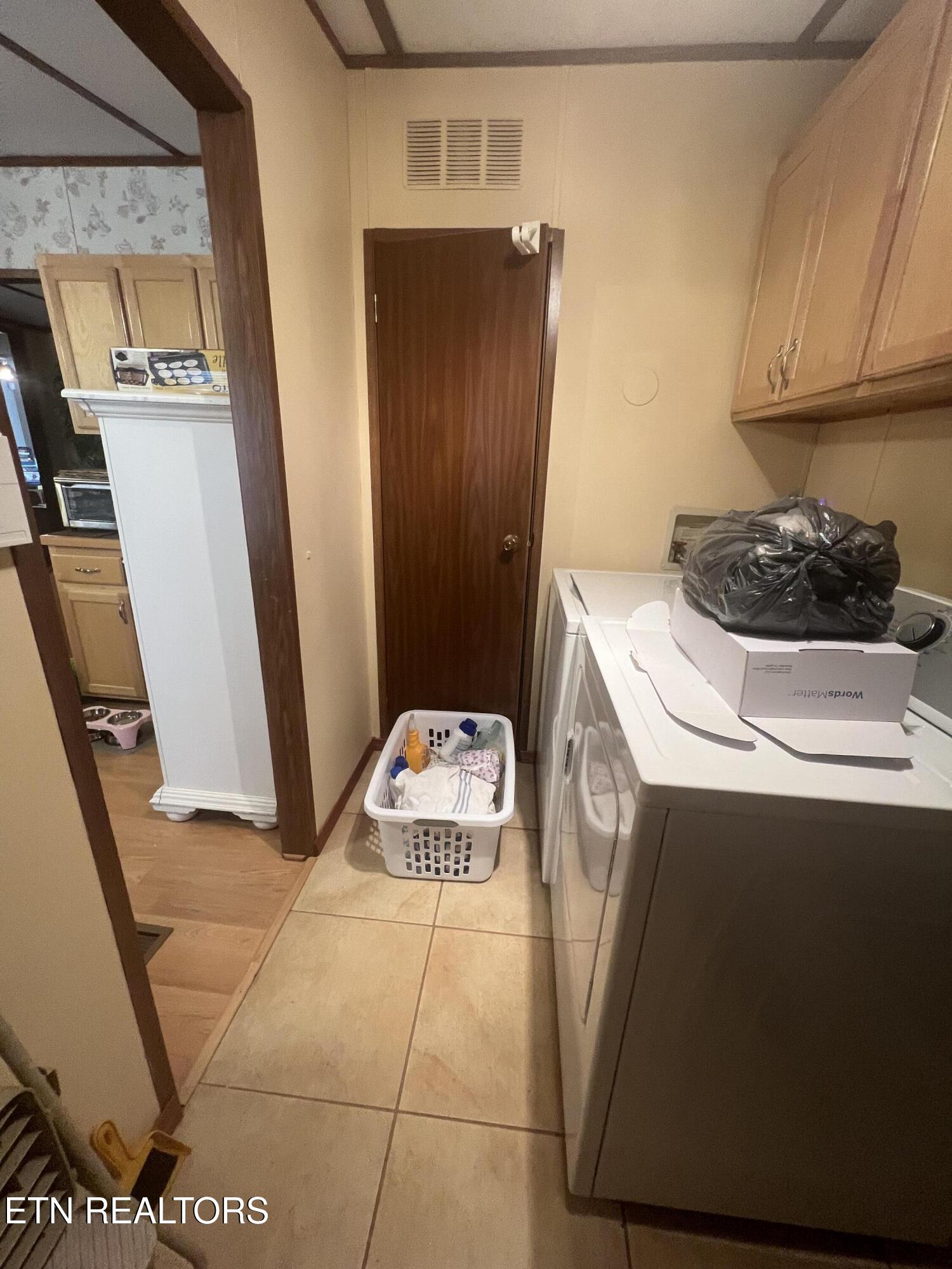 205 Ellison Road La Follette, TN 37757 - Photo 15 of 23 IMG_0110