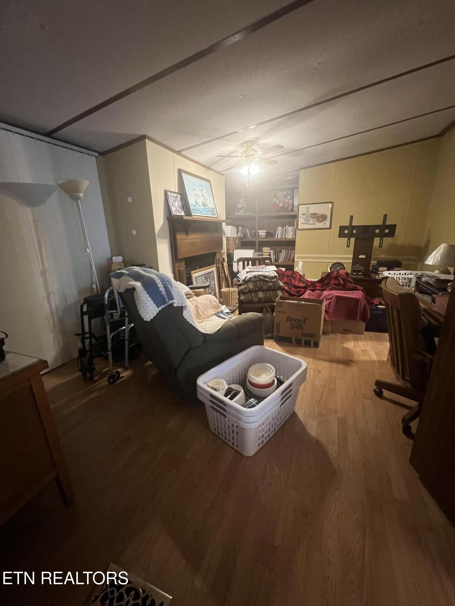 205 Ellison Road La Follette, TN 37757 - Photo 10 of 23 IMG_0101