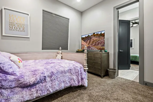 $1,039,900 | 928 East Berridge Lane, Phoenix, AZ 85014