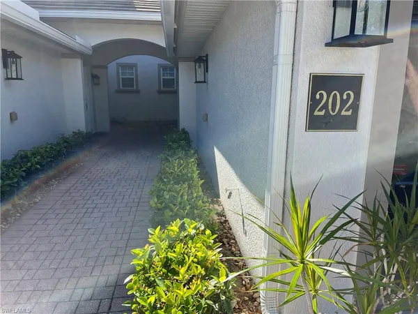 $7,500 | 6809 Ascot Drive, Unit 202, Naples, FL 34113