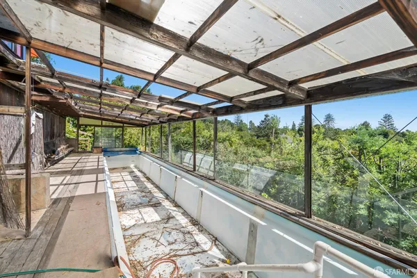 $3,295,000 | 235 Highland Terrace, Woodside, CA 94062