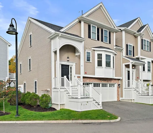 $1,099,000 | 6 Audubon Way, Unit 6, Canton, MA 02021