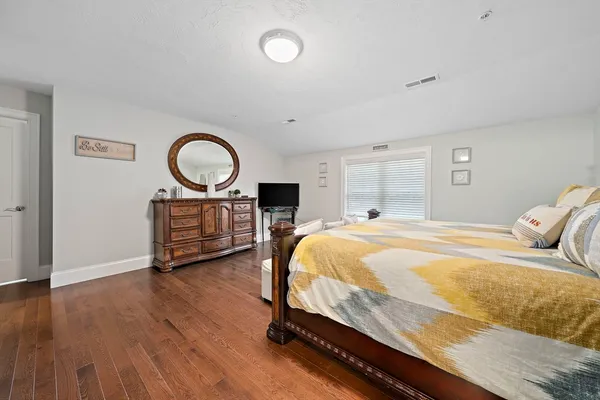 $1,099,000 | 6 Audubon Way, Unit 6, Canton, MA 02021