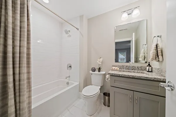 $1,099,000 | 6 Audubon Way, Unit 6, Canton, MA 02021