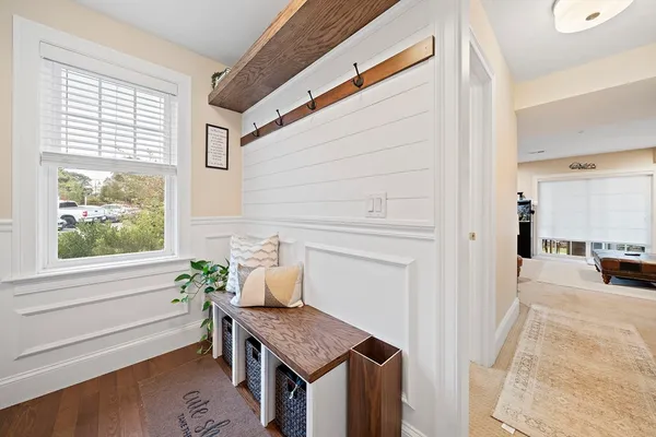 $1,099,000 | 6 Audubon Way, Unit 6, Canton, MA 02021