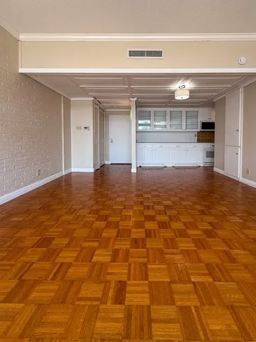 $1,200 | 4600 Ocean Drive, Unit 203, Corpus Christi, TX 78412