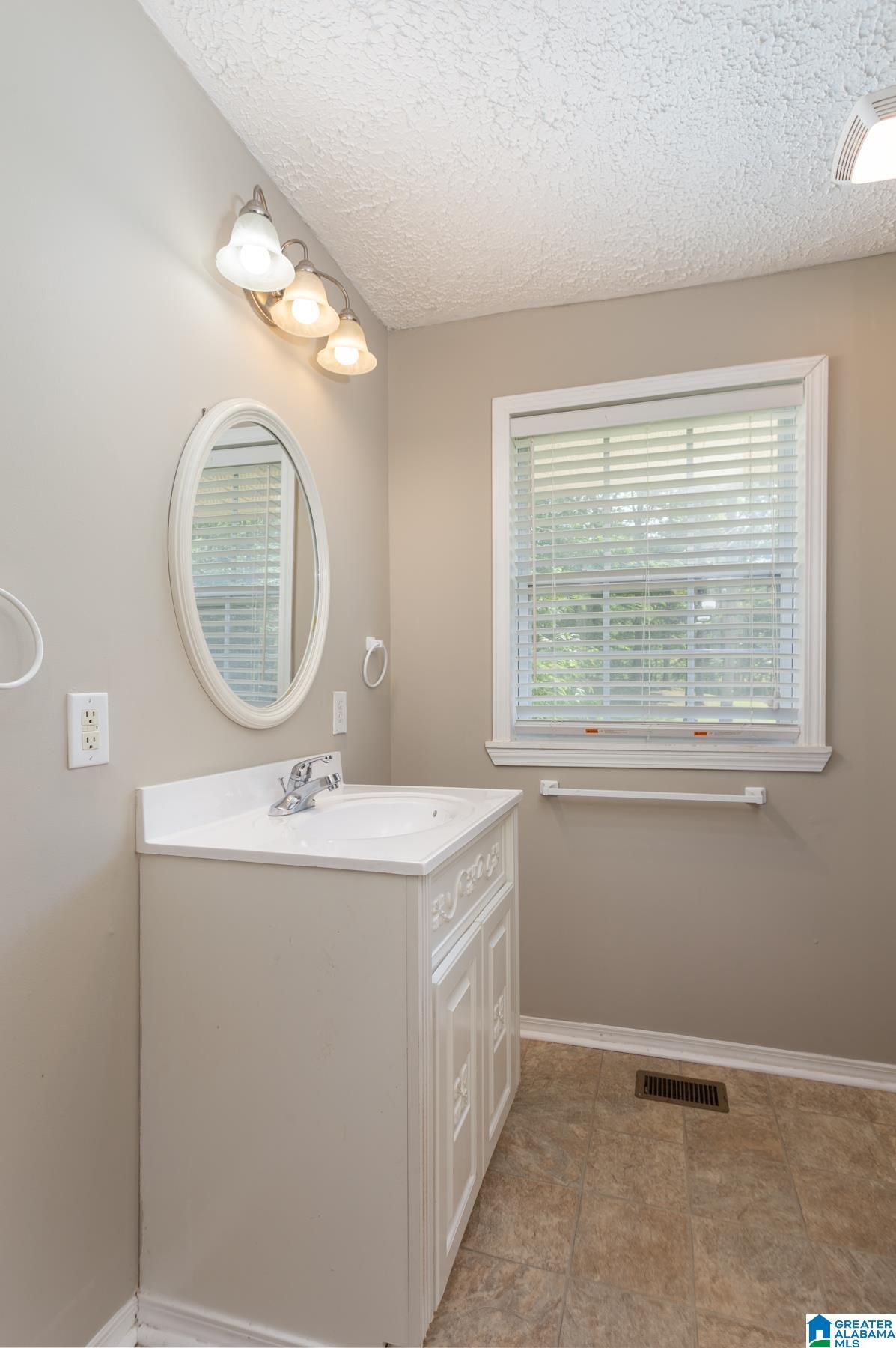 150 Colvard Drive Ohatchee, AL 36271 - Photo 20 of 34 Gallery Image 20