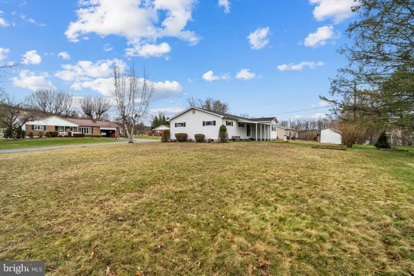 $219,900 | 1512 Warren Drive, Clearfield, PA 16830