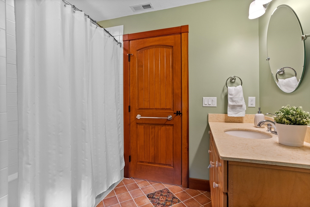 7 Amble Road Chelmsford, MA 01824 - Photo 32 of 42 Gallery Image 32