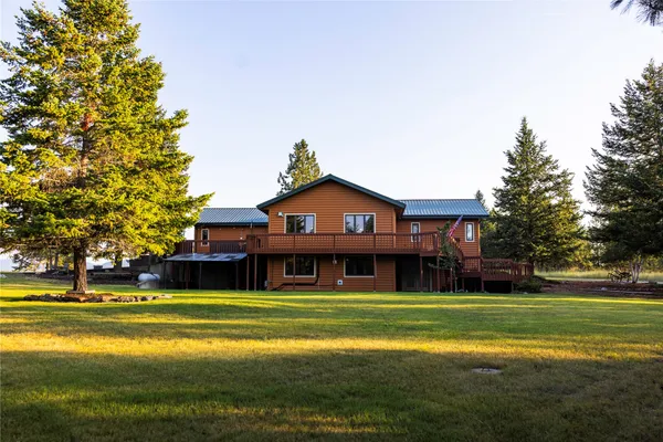 $1,280,000 | 425 Koocanusa Ests Drive North, Eureka, MT 59917