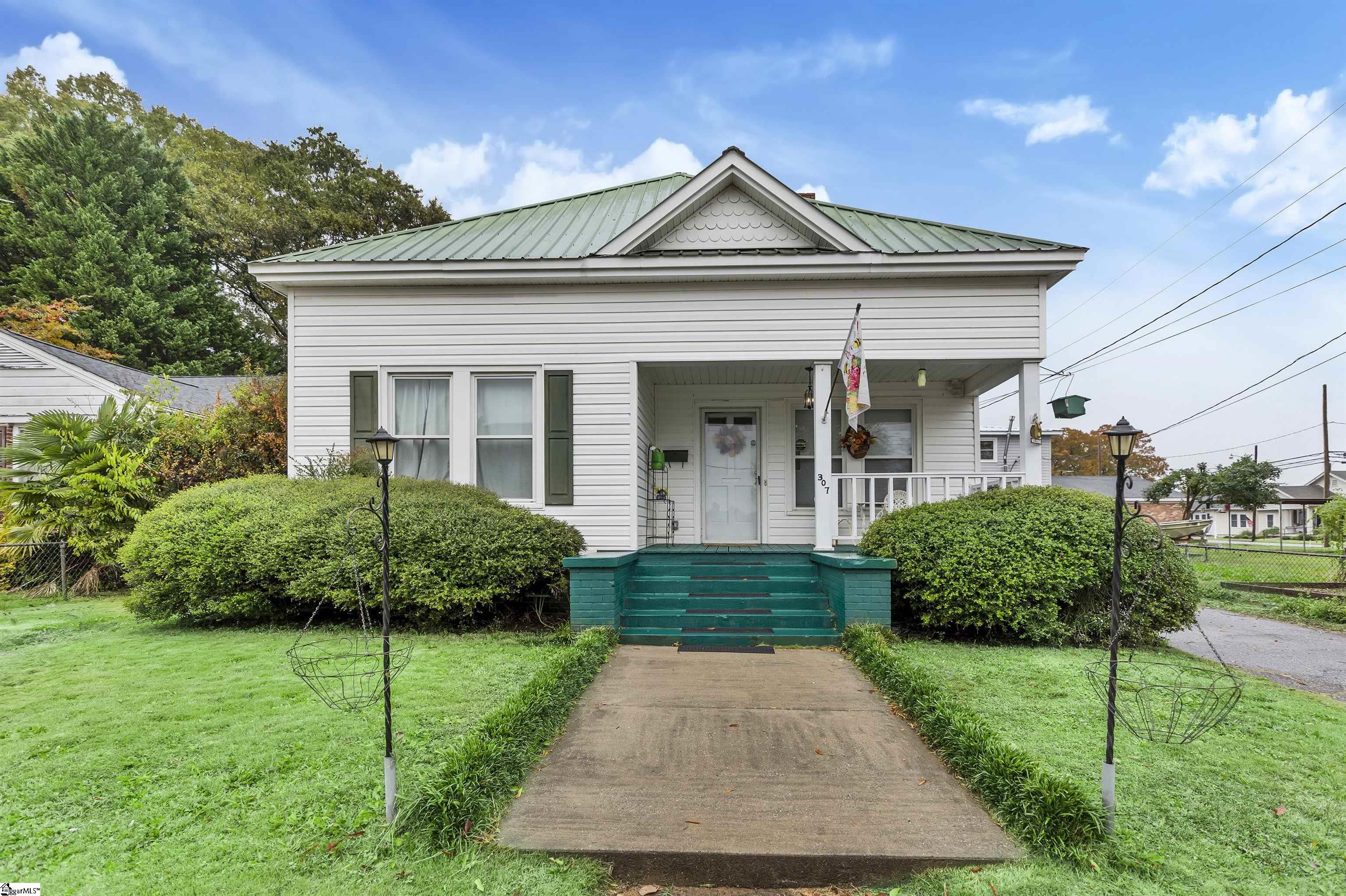 307 Crayton Street Anderson, SC 29621 - Photo 1 of 16