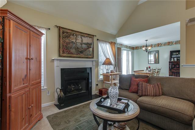 4004 Kristen Street Spring Hill, TN 37174 - Photo 6 of 18 Gallery Image 6