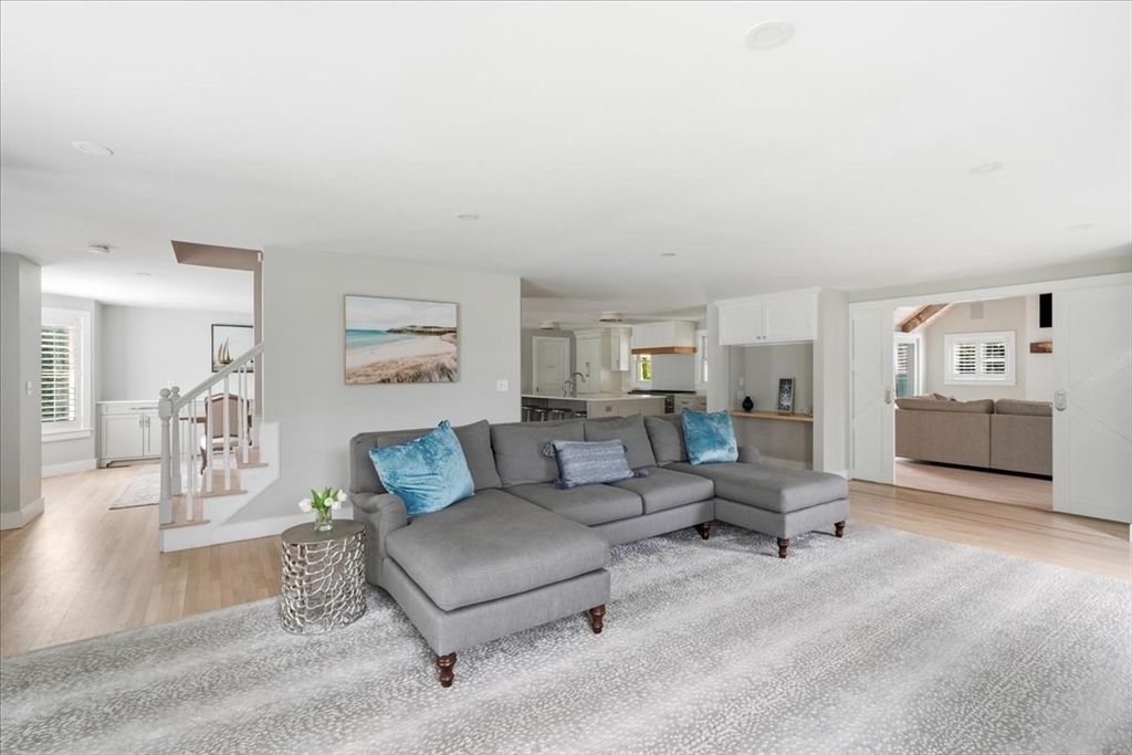 141 Wompatuck Road Hingham, MA 02043 - Photo 8 of 41