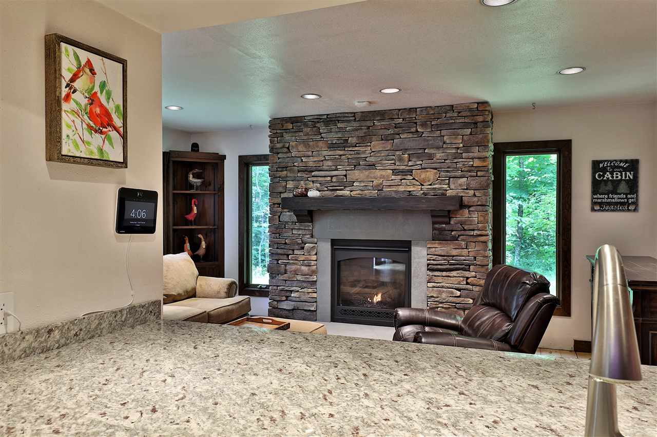 217 Falcon Loop Road West Rochester, VT 05767 - Photo 9 of 40