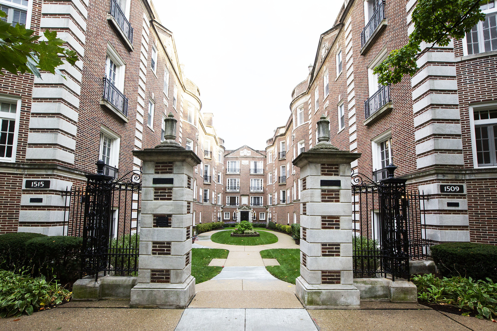 1509 Hinman Avenue, Unit 3E Evanston, IL 60201 - Photo 1 of 6