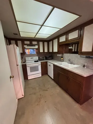 $4,250 | 7506 Downridge Drive, Austin, TX 78731