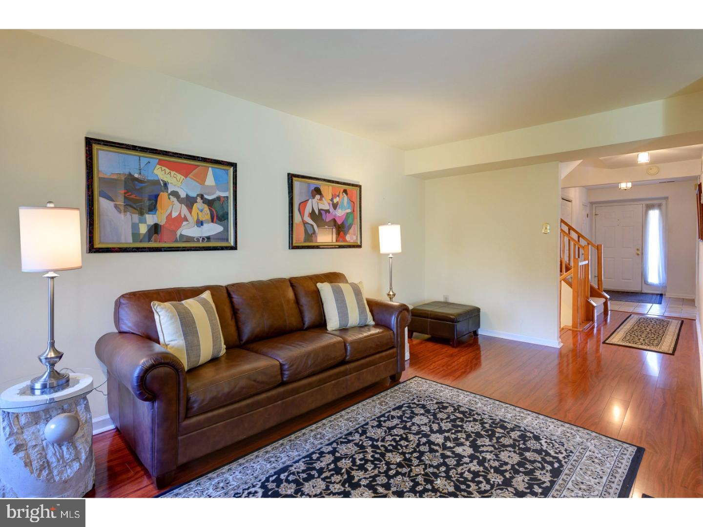 18 Woodstream Drive Wayne, PA 19087 - Photo 4 of 25 Living Room