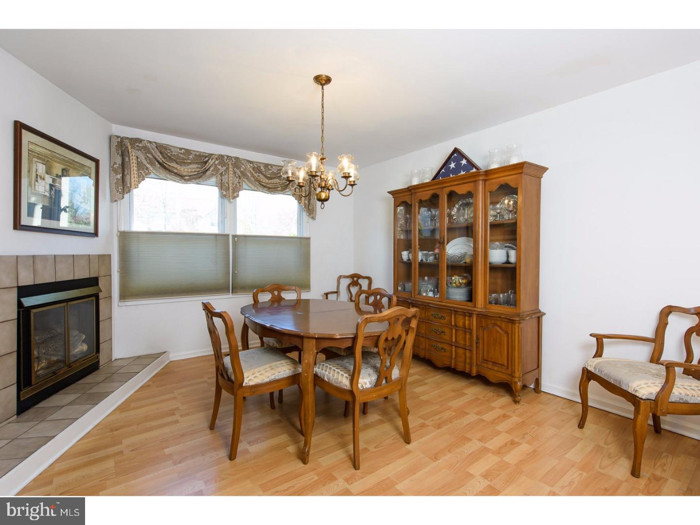 18 Woodstream Drive Wayne, PA 19087 - Photo 7 of 25 Dining Room