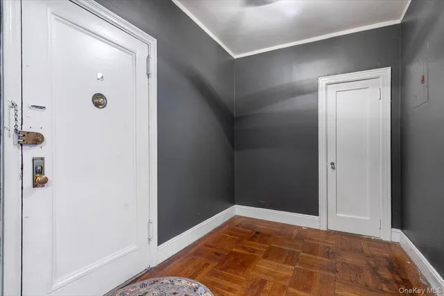 $395,000 | 854 West 181st Street, Unit 4C | Hudson Heights