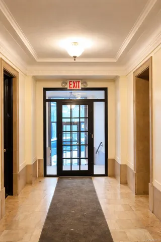 $395,000 | 854 West 181st Street, Unit 4C | Hudson Heights