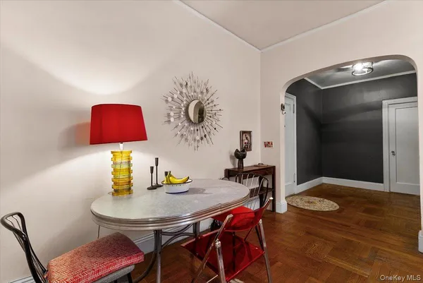 $385,000 | 854 West 181st Street, Unit 4C | Hudson Heights