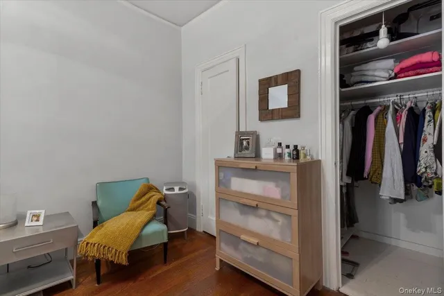 $395,000 | 854 West 181st Street, Unit 4C | Hudson Heights