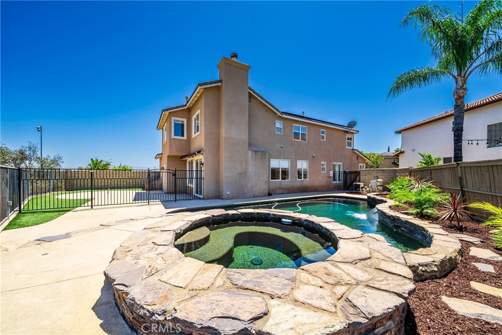 3306 Rochelle Lane Corona, CA 92882 - Photo 49 of 73