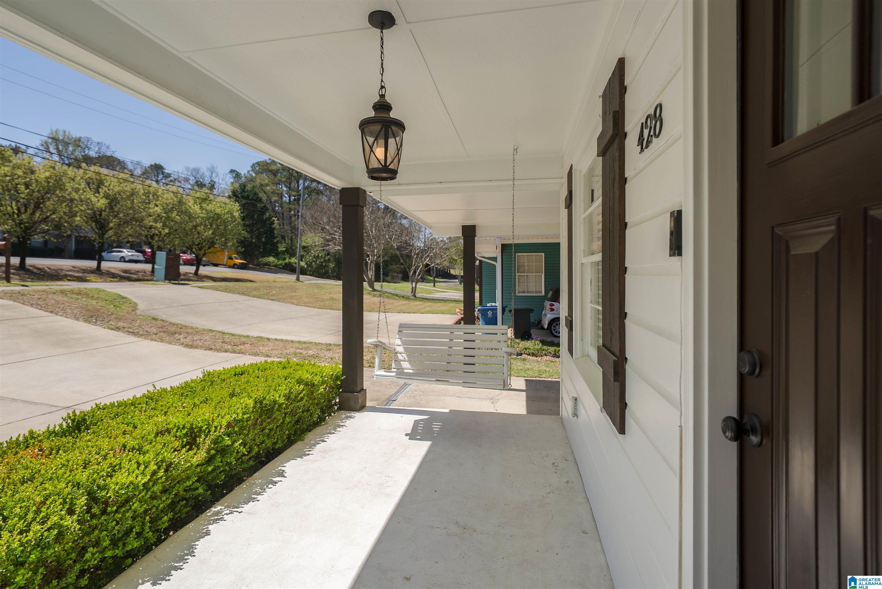 428 Raleigh Avenue Birmingham, AL 35209 - Photo 6 of 39 Gallery Image 6
