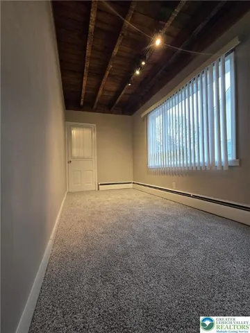 $2,600 | 505 Penn Street, Bath, PA 18014