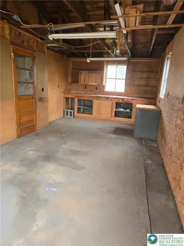 $2,600 | 505 Penn Street, Bath, PA 18014