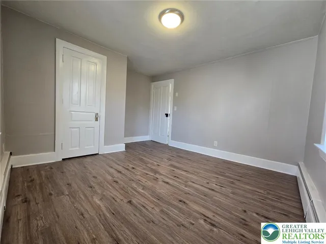 $2,600 | 505 Penn Street, Bath, PA 18014