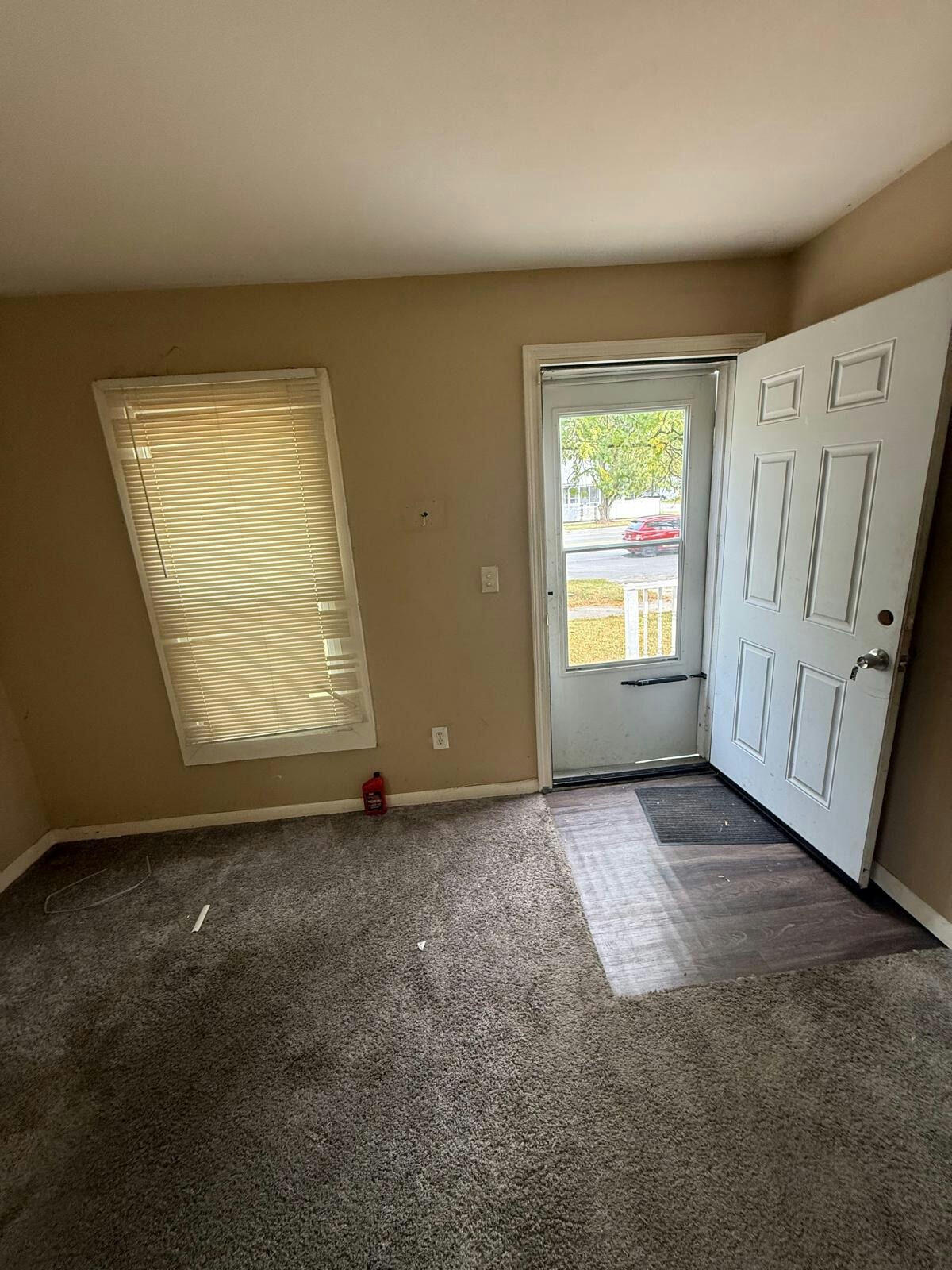 12011 Evergreen Road Detroit, MI 48228 - Photo 4 of 16 WSnXDTCP14D4yaRcTFsPmYDX1M2Sh5XcUYyuY0-r