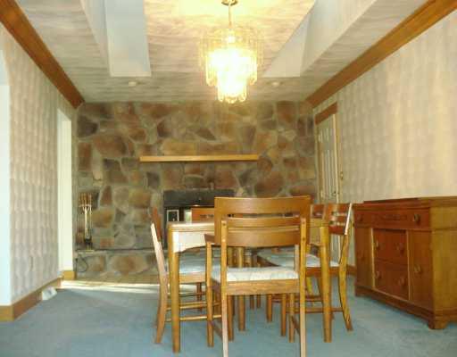 307 Madison Heights Road New Stanton, PA 15672 - Photo 5 of 8 Dining Room.