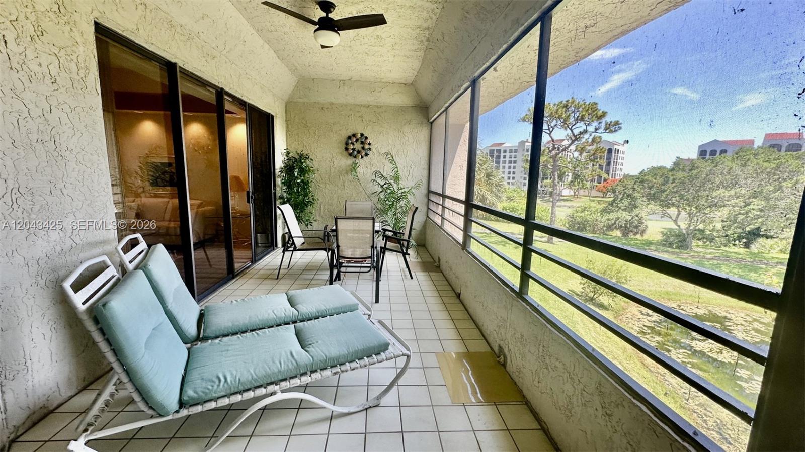 7472 La Paz Boulevard, Unit 301 Boca Raton, FL 33433 - Photo 5 of 35