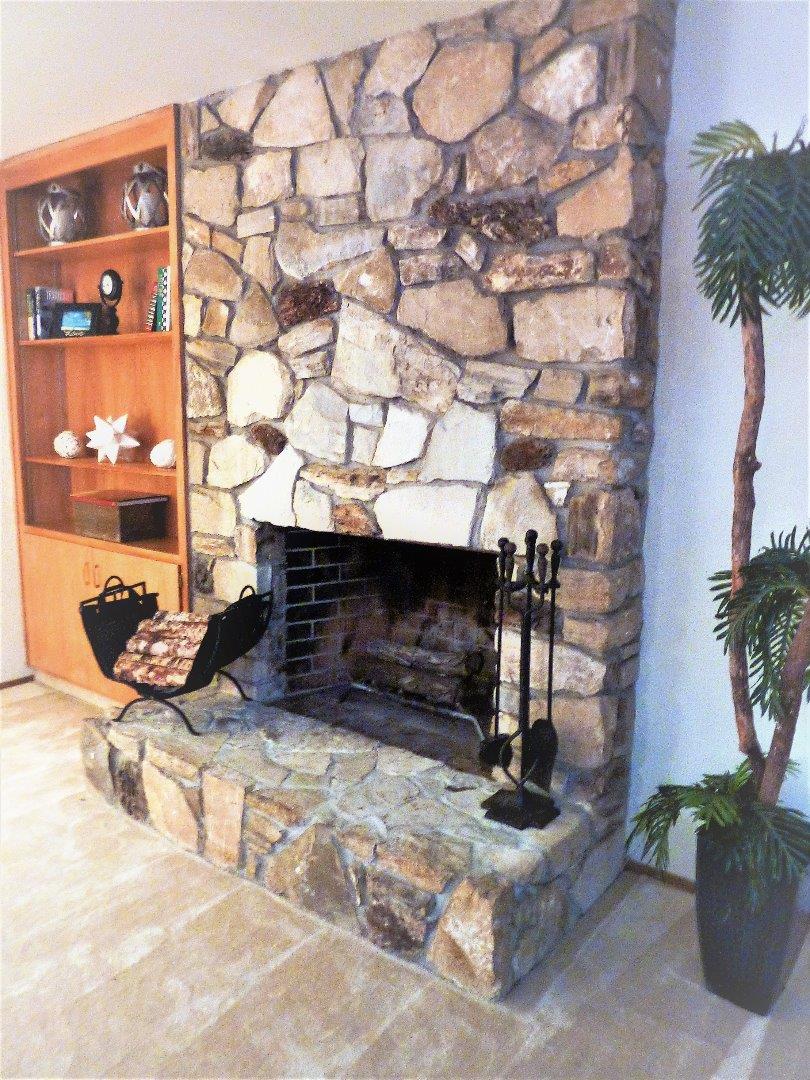 17080 Copper Hill Drive Morgan Hill, CA 95037 - Photo 9 of 38 a living room with a fireplace