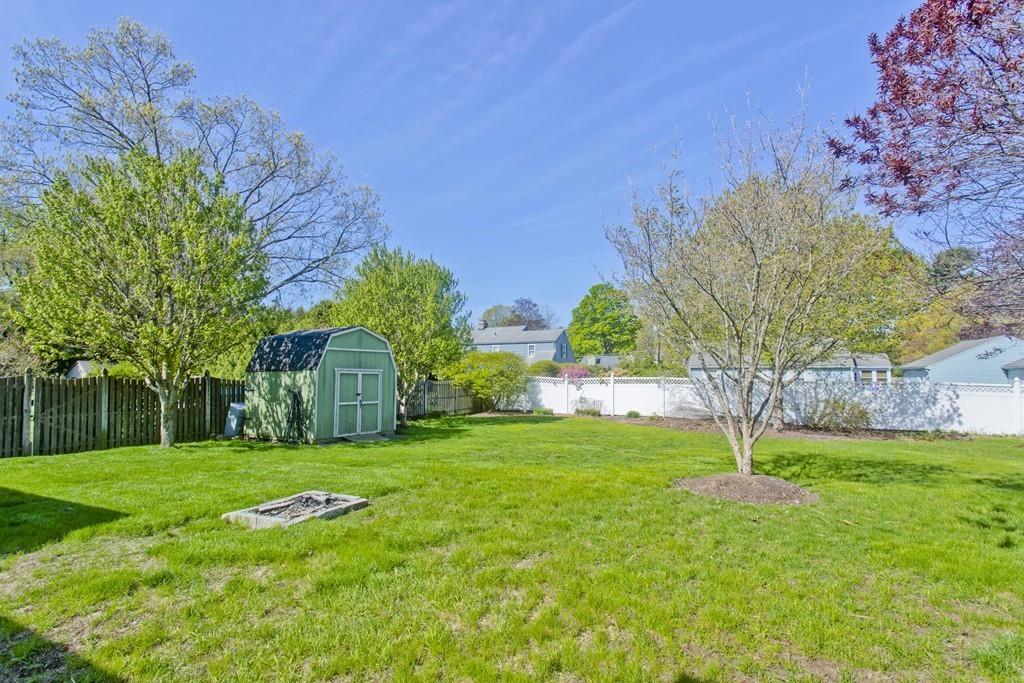 38 Pine Acre Road Springfield, MA 01129 - Photo 33 of 40 a view of a park with large trees