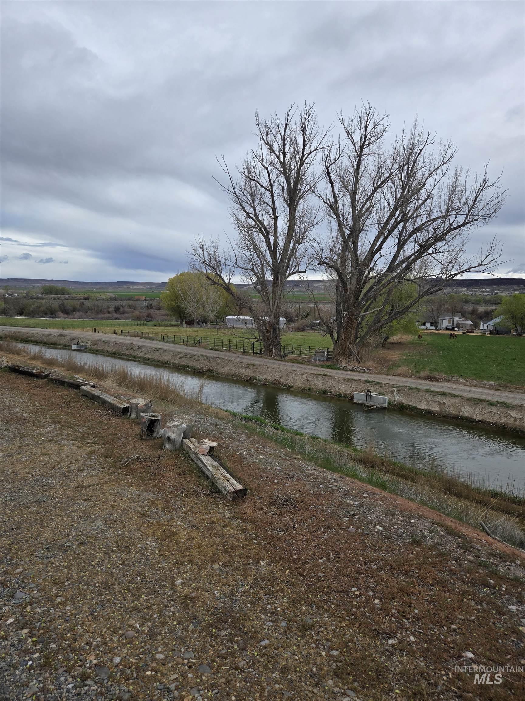 635 Highway 78 Grand View, ID 83624 - Photo 12 of 13