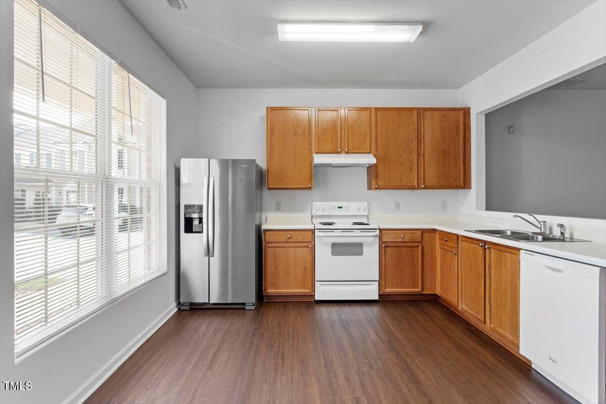 8511 Bright Loop Raleigh, NC 27613 - Photo 10 of 44 Kitchen