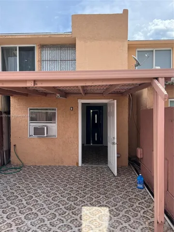 $309,000 | 4372 West 11th Lane, Unit 30, Hialeah, FL 33012