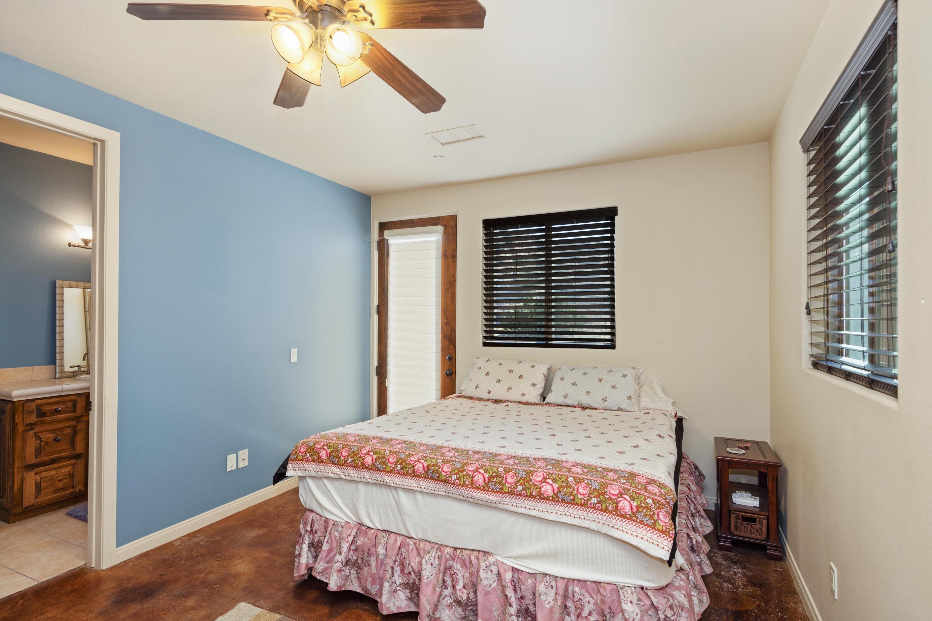 56245 Cobalt Road Yucca Valley, CA 92284 - Photo 26 of 53 19