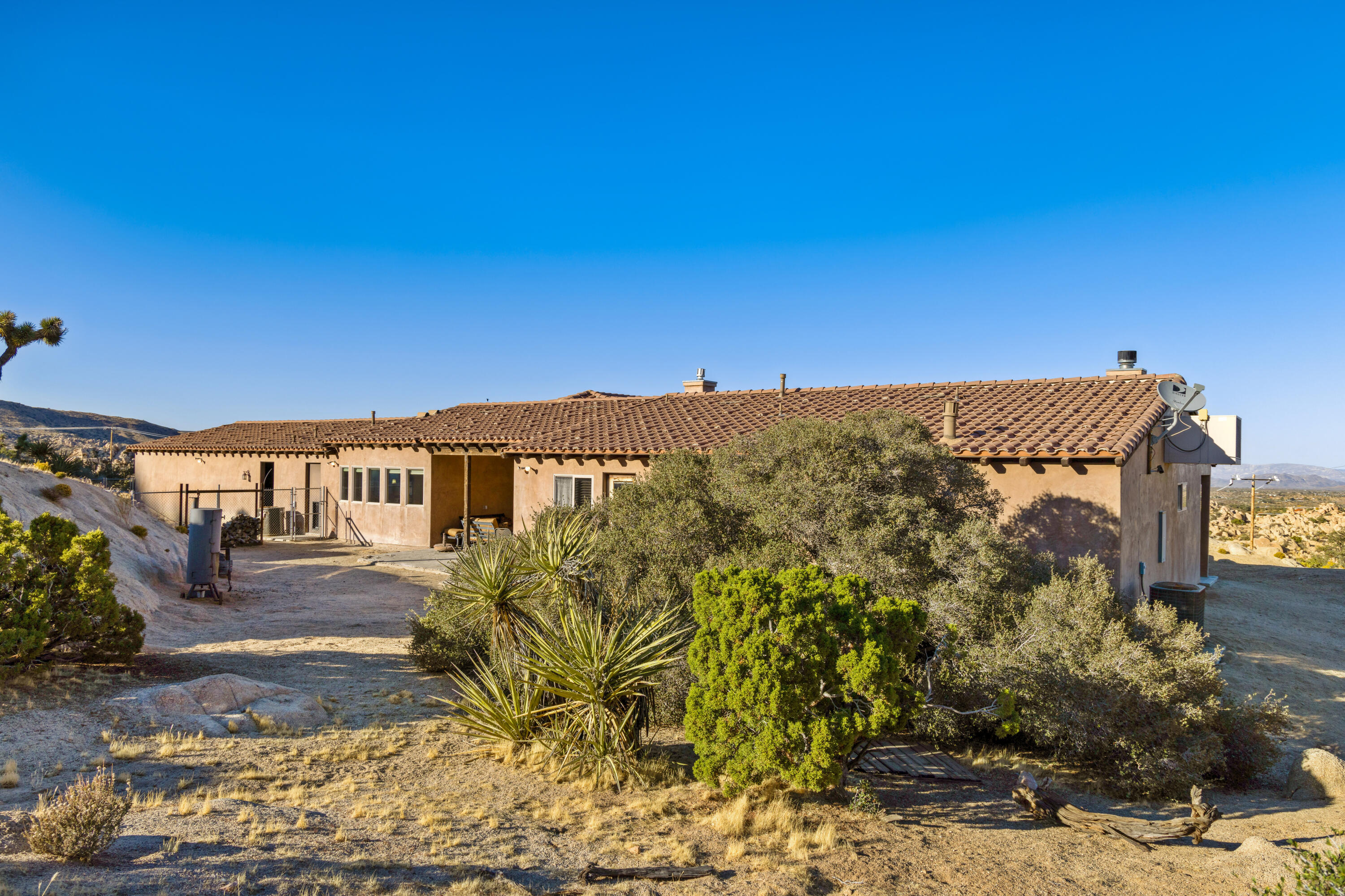 56245 Cobalt Road Yucca Valley, CA 92284 - Photo 32 of 53 32