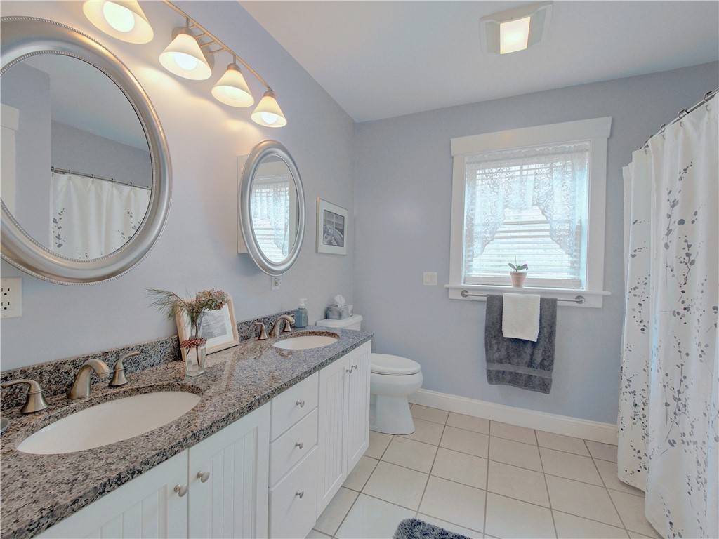 176 Ridge Drive Exeter, RI 02822 - Photo 29 of 40