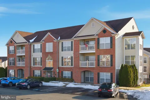 $284,900 | 2509 Shelley Circle, Unit 5 2D, Frederick, MD 21702