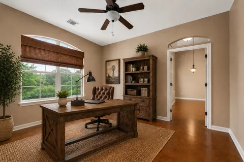$625,000 | 207 Cove Creek Drive, Spicewood, TX 78669